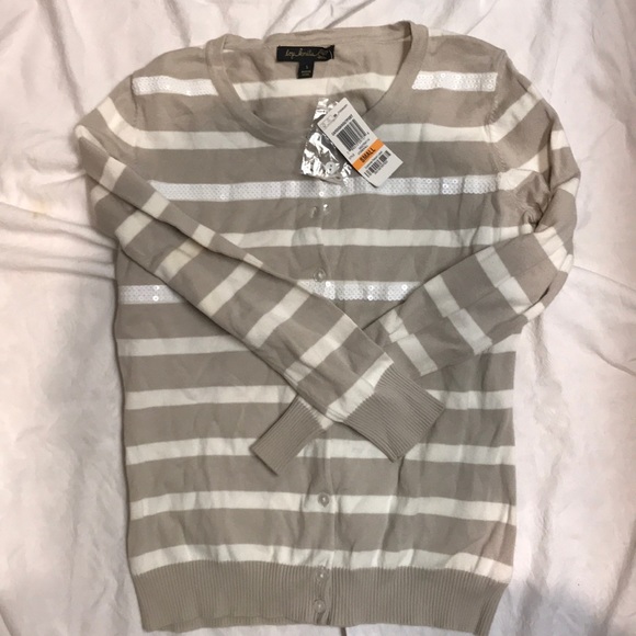 Knit sweater top Macy’s size small - Picture 4 of 5